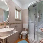 Bunischa Villa *