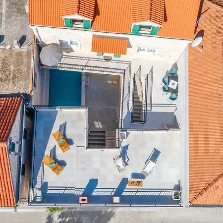 Bunischa Villa