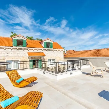 ヴィラ Bunischa Selca